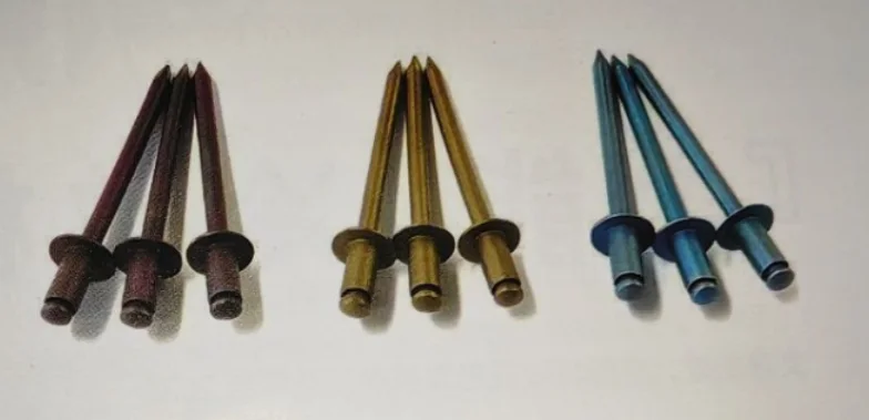 Nissen Rivet rivets en titane coloré